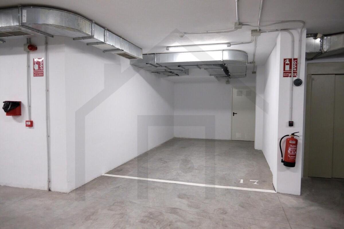 Cervantes - Apartamento A Estrenar Con Parking Gijón Exteriör bild